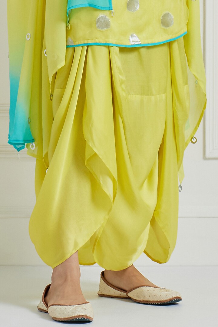 Lemon Yellow Silk Zari Cutwork Kurta Set With Jacket by Naina Arunima at Pernia's Pop Up Shop