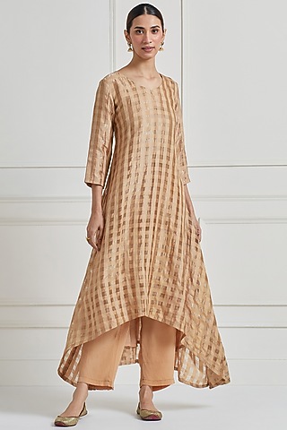 Nude Silk Zari Checkered Kurta Set by Naina Arunima