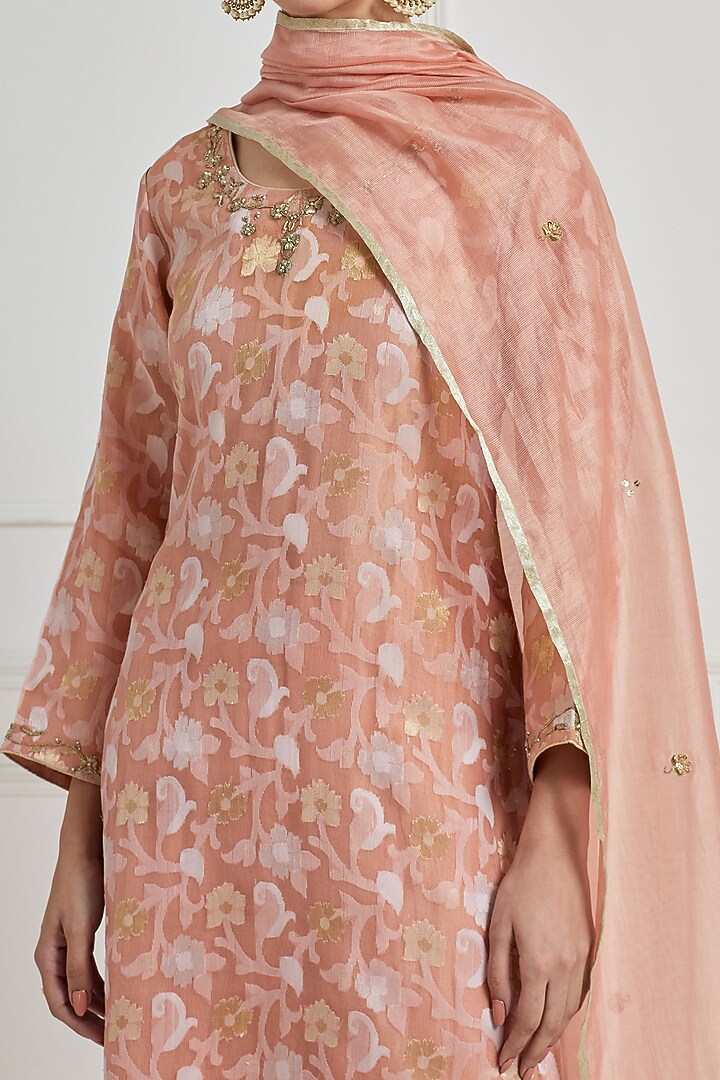 Dull Rose Pure Silk Zardosi Embroidered Kurta Set by Naina Arunima at Pernia's Pop Up Shop