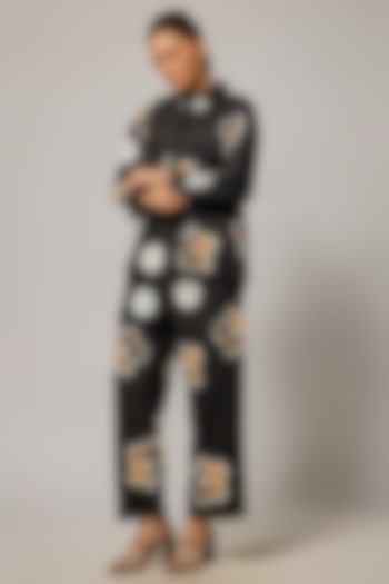 Black Cotton Poplin Abstract Printed Co-Ord Set by Nakateki at Pernia's Pop Up Shop