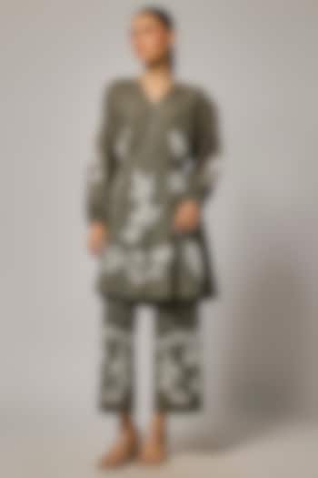 Green Cotton Poplin Machine Embroidered Co-Ord Set by Nakateki at Pernia's Pop Up Shop