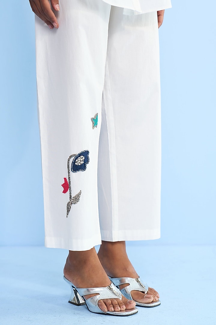 Off-White Cotton Abstract Applique Embellished Co-ord Set by Nakateki at Pernia's Pop Up Shop