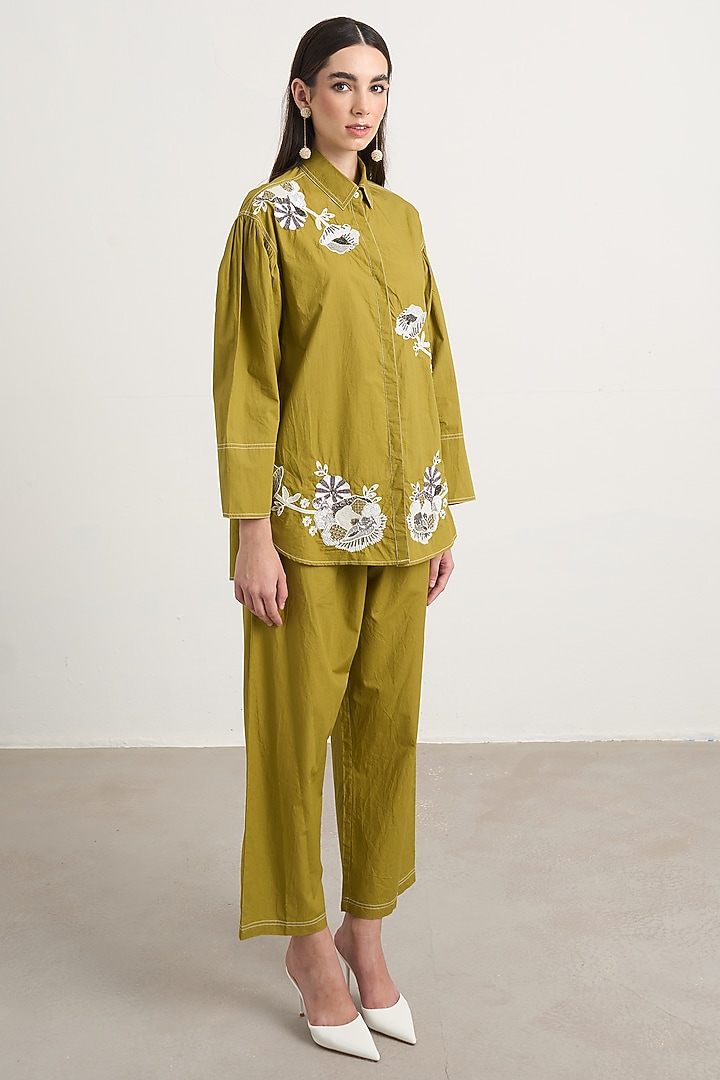 Green Cotton Floral Embellished Co-Ord Set by Nakateki at Pernia's Pop Up Shop