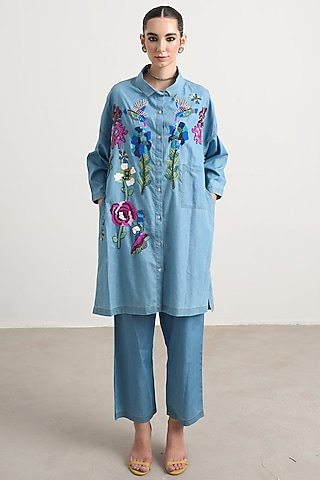 Blue Denim Floral Hand Embroidered Co-Ord Set by Nakateki