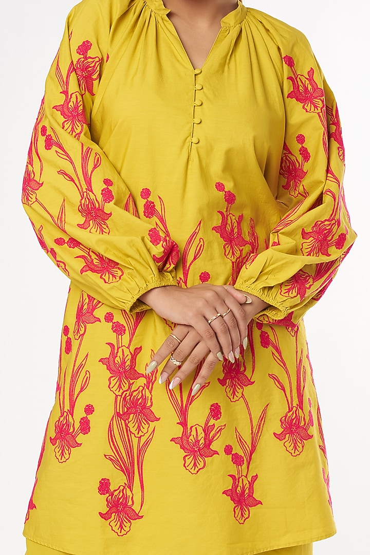 Yellow Embroidered Co-Ord Set by Nakateki at Pernia's Pop Up Shop