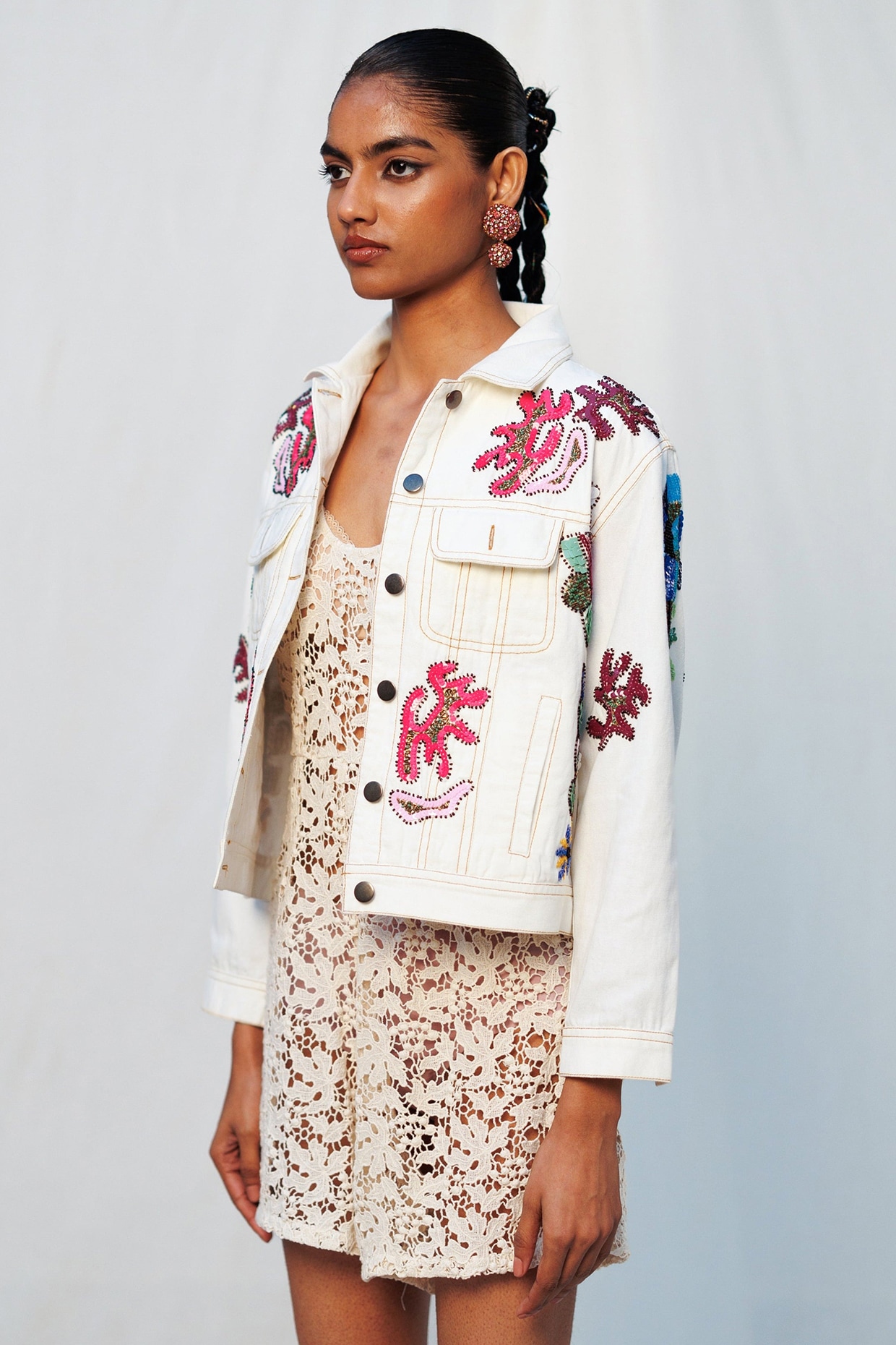 Nakateki Off-White Cotton Abstract Floral Embellished Jacket