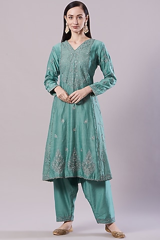 Green Embroidered Kalidar Kurta Set by NAMEH BY AMREEN