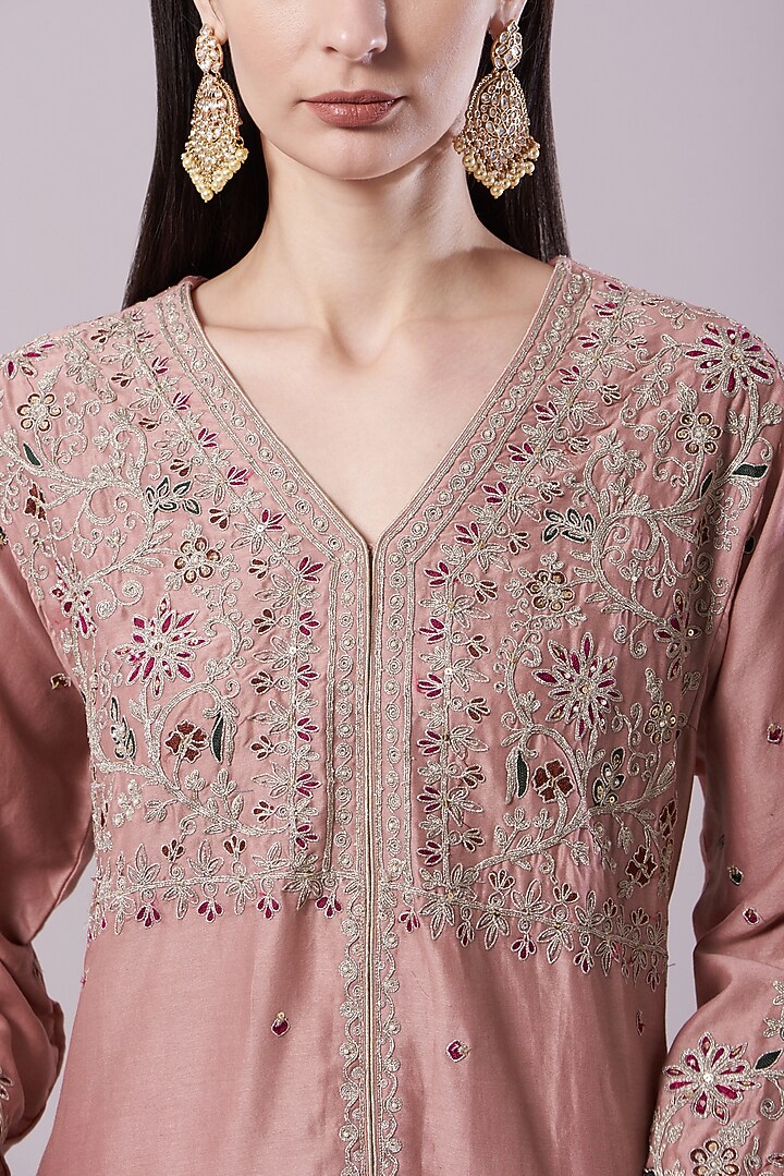 Rose Pink Embroidered Kurta Set by NAMEH BY AMREEN at Pernia's Pop Up Shop