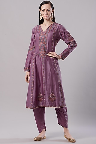 Mauve Embroidered Kalidar Kurta Set by NAMEH BY AMREEN