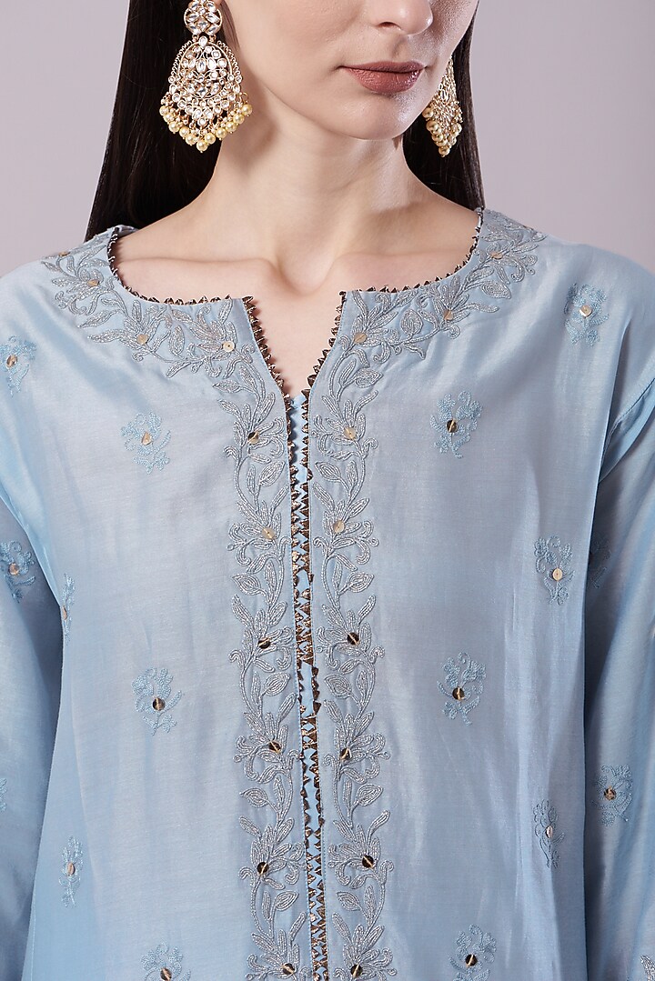 Ocean Blue Embroidered Kurta Set by NAMEH BY AMREEN at Pernia's Pop Up Shop