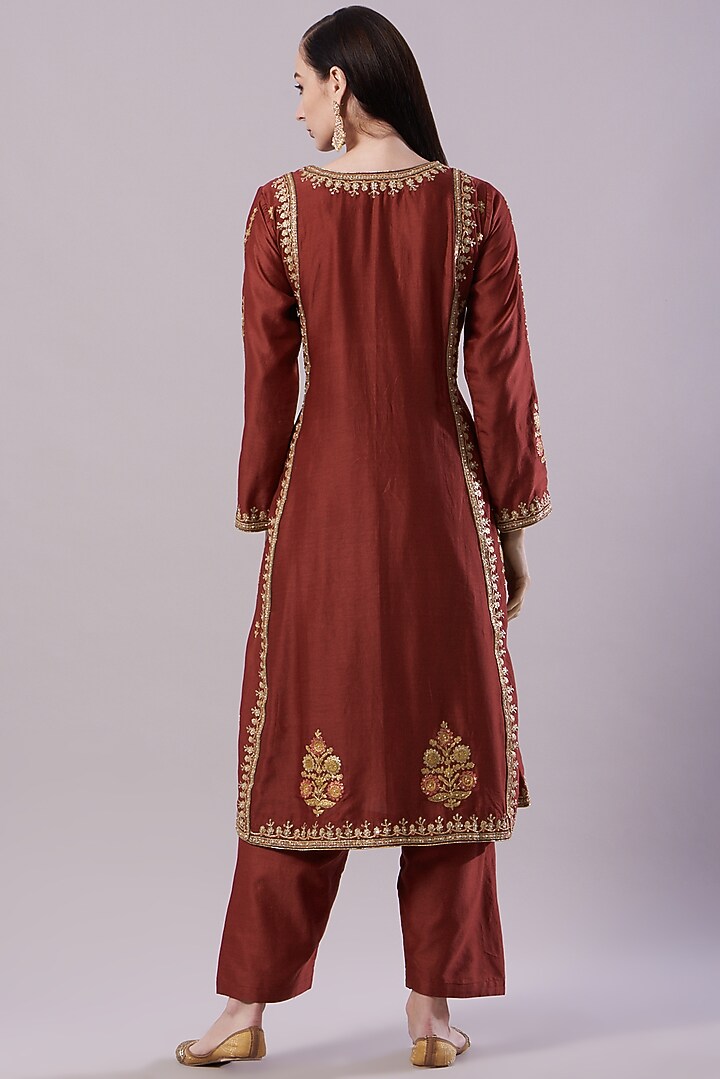 Barn Red Embroidered Kurta Set by NAMEH BY AMREEN at Pernia's Pop Up Shop