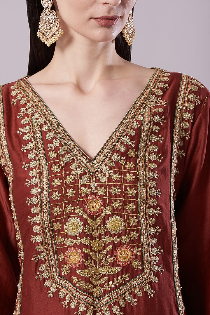 Barn Red Embroidered Kurta Set by NAMEH BY AMREEN at Pernia's Pop Up Shop