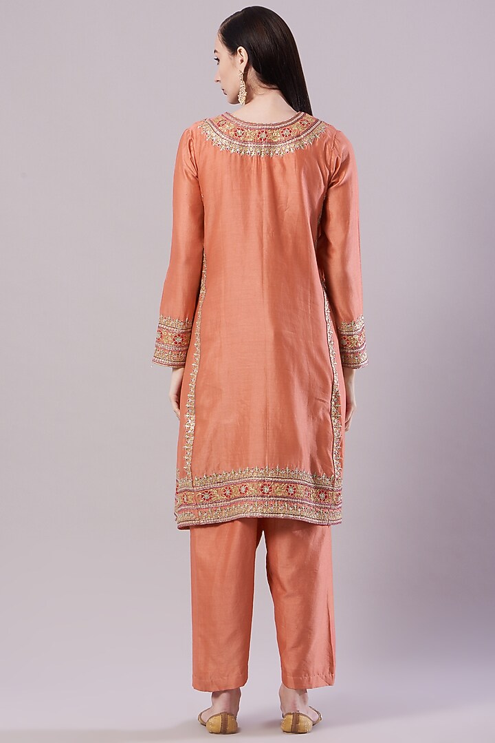 Peach Chanderi Embroidered Kurta Set by NAMEH BY AMREEN at Pernia's Pop Up Shop