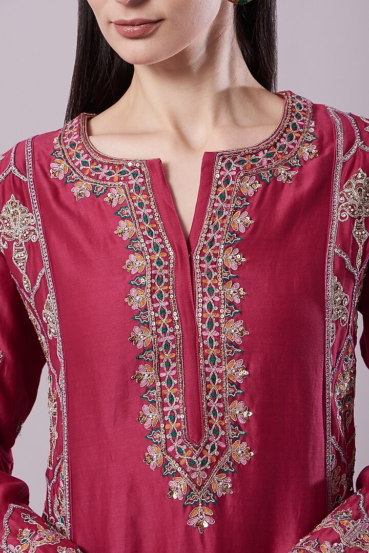 Magenta Embroidered Kurta Set by NAMEH BY AMREEN at Pernia's Pop Up Shop