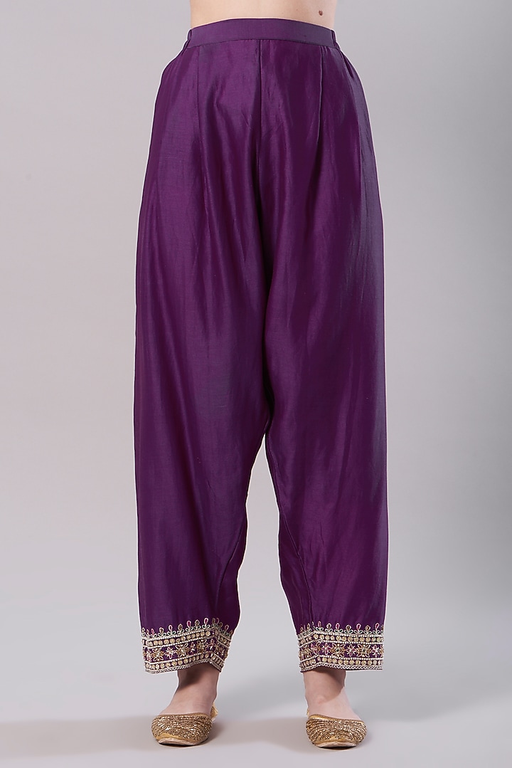 Purple Embroidered Bandhani Kurta Set by NAMEH BY AMREEN at Pernia's Pop Up Shop