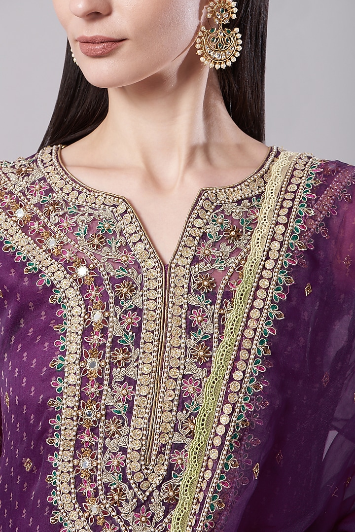 Purple Embroidered Bandhani Kurta Set by NAMEH BY AMREEN at Pernia's Pop Up Shop