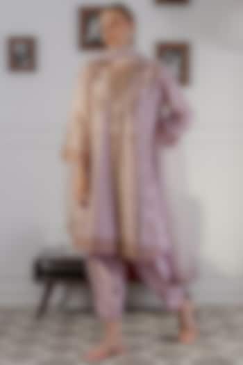Lilac Embroidered Choga Kurta Set by NAMEH BY AMREEN