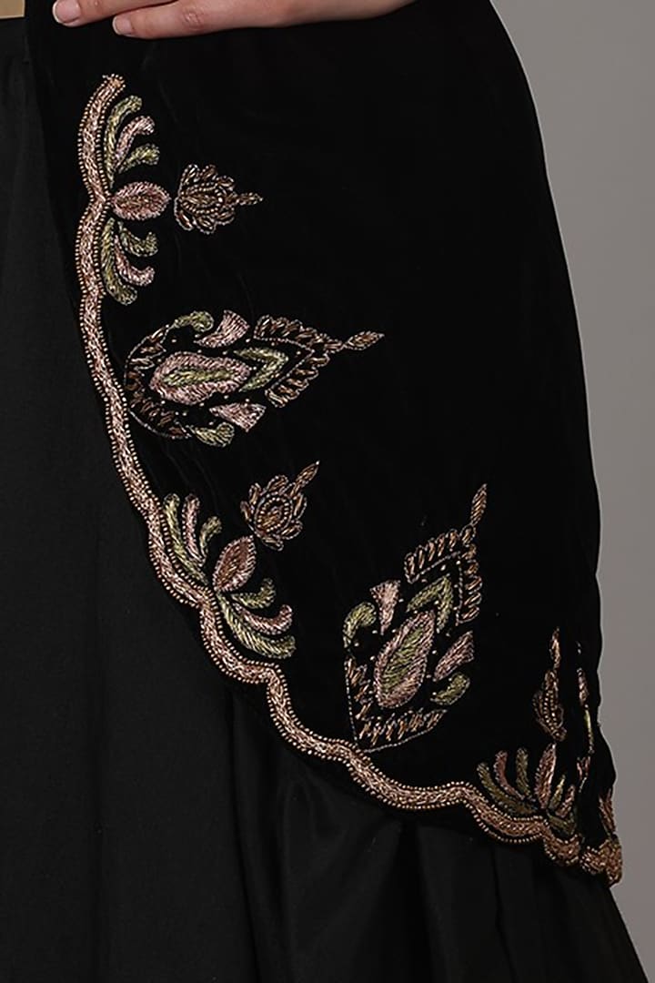 Black Velvet & Taffeta Silk Zardosi Hand Embroidered Jacket Lehenga Set by Namah By Parul Mongia at Pernia's Pop Up Shop