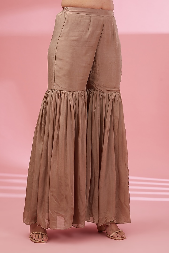 Dusty Rose Butter Silk Gharara Set by Namah By Parul Mongia at Pernia's Pop Up Shop