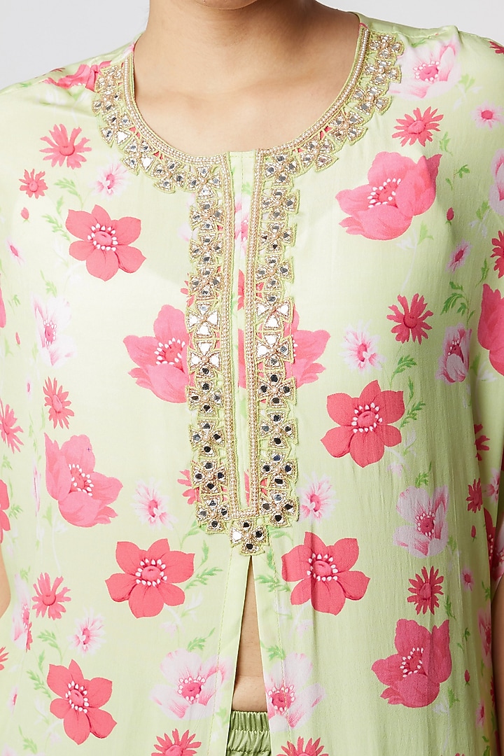 Green Hand Embroidered Kurta Set by NAMRATA LAKHOTIA at Pernia's Pop Up Shop