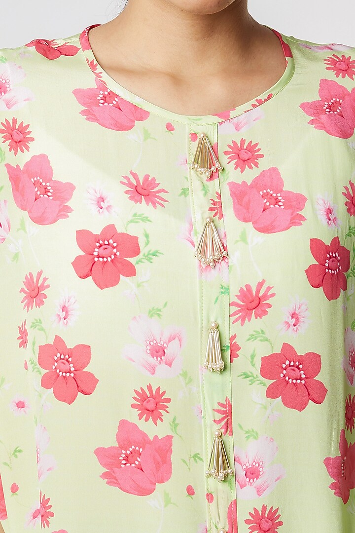 Green Embroidered Kurta Set With Print by NAMRATA LAKHOTIA at Pernia's Pop Up Shop