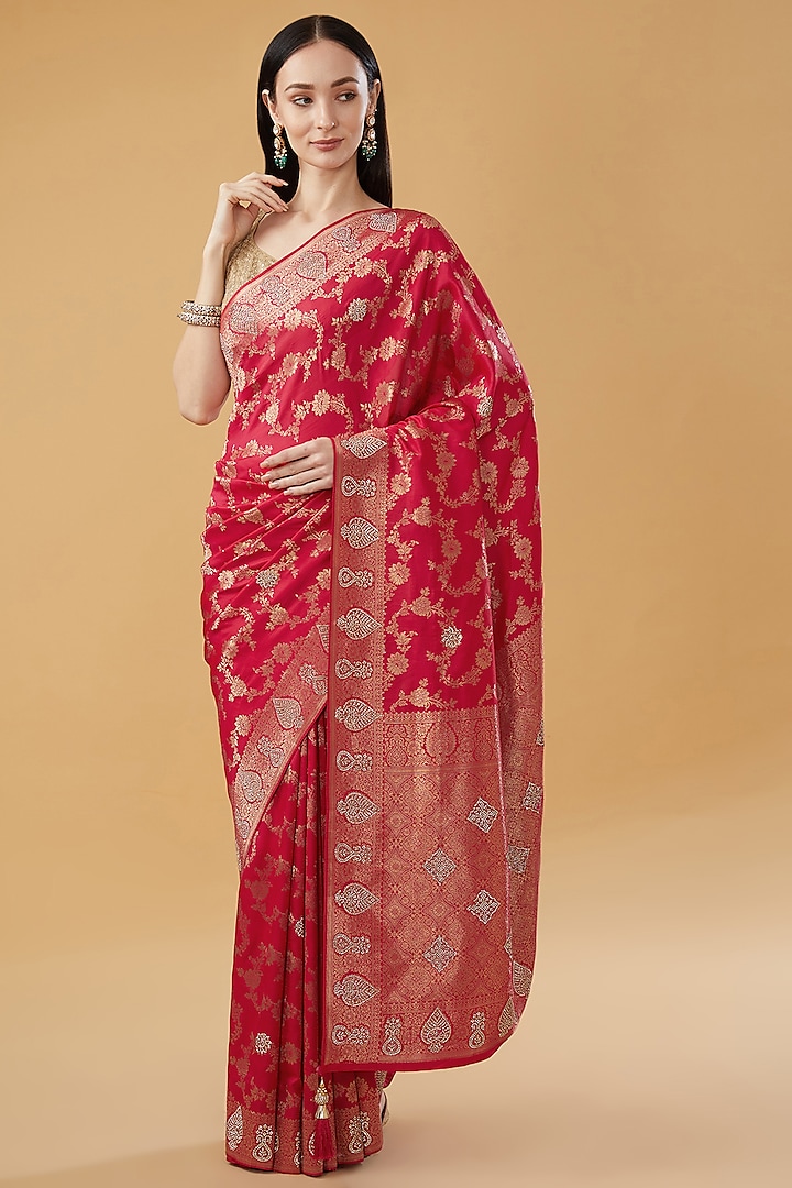 Pink Silk Blend Brocade Crystal Embellished Woven Saree Set by NARMADESHWARI at Pernia's Pop Up Shop