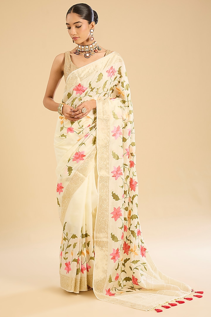 White Crepe Silk Floral Embroidered Festive Saree Set by NARMADESHWARI at Pernia's Pop Up Shop