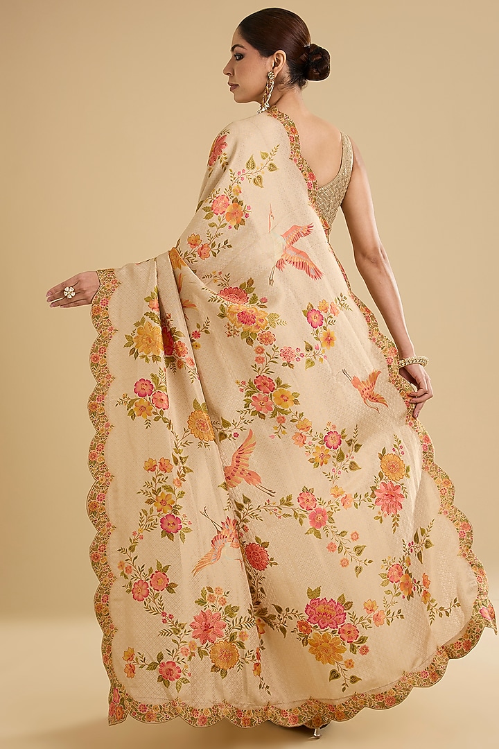 Cream Silk Floral Embroidered Handwoven Party Wear Saree Set by NARMADESHWARI at Pernia's Pop Up Shop