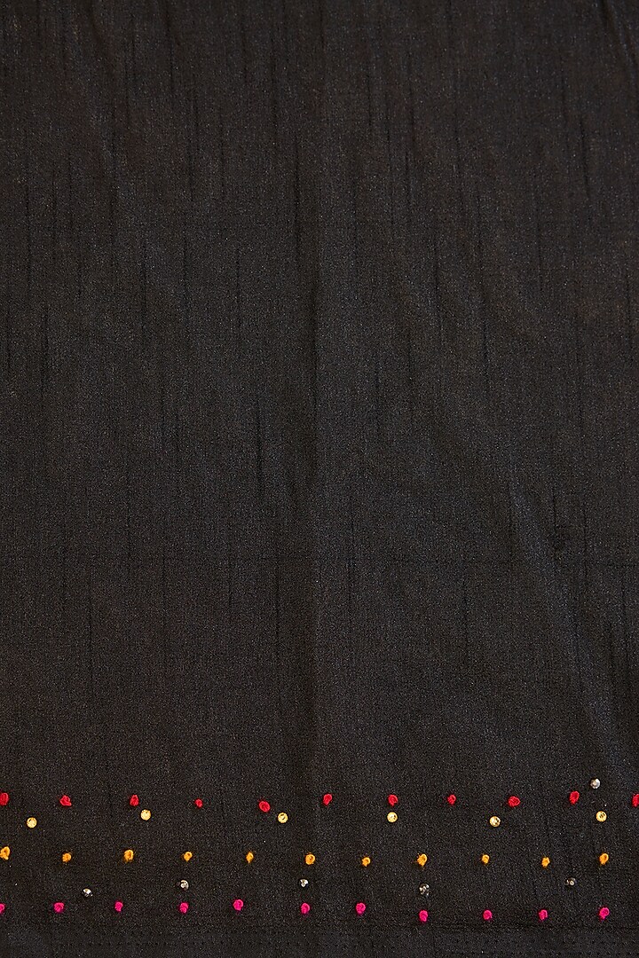 Black & Cream Cotton Bandhej Printed Festive Saree Set by NARMADESHWARI at Pernia's Pop Up Shop