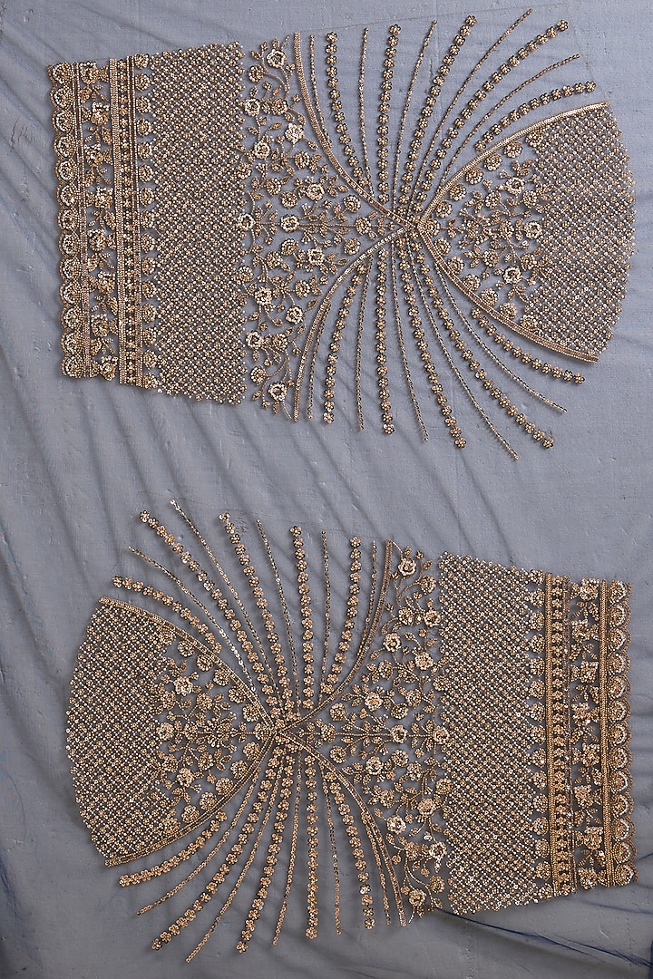 Blue Net Floral Cutdana & Sequin Embellished Party Wear Saree Set by NARMADESHWARI at Pernia's Pop Up Shop