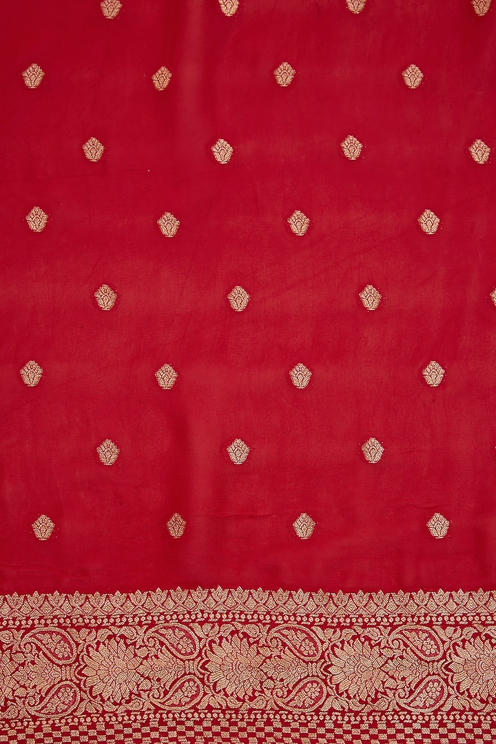 Red Khadi Georgette Zari Embroidered Festive Saree Set by NARMADESHWARI at Pernia's Pop Up Shop