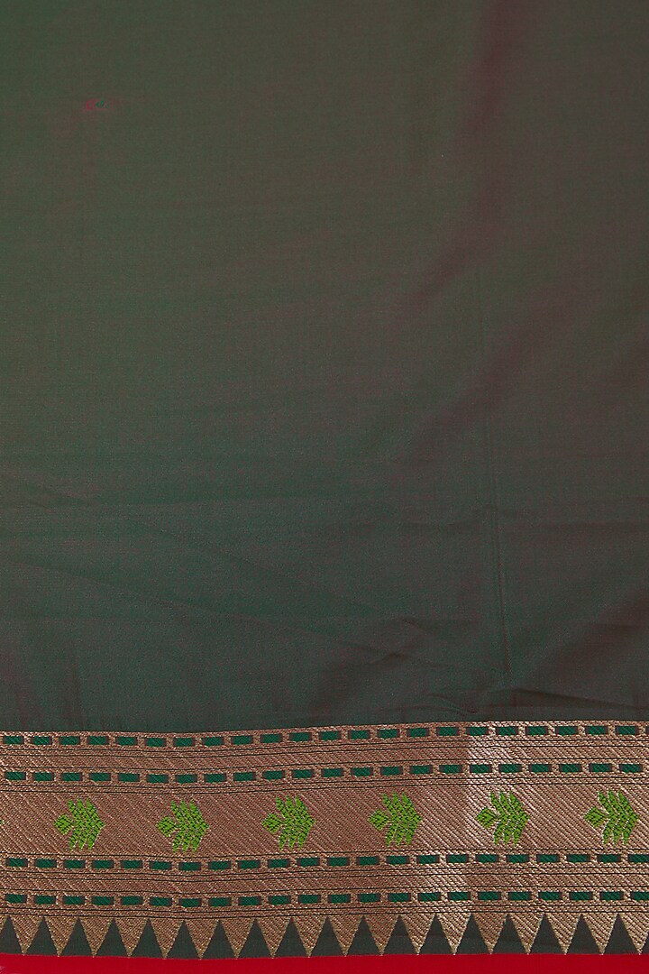 Red Silk Floral Printed Paithani Woven Festive Saree Set by NARMADESHWARI at Pernia's Pop Up Shop
