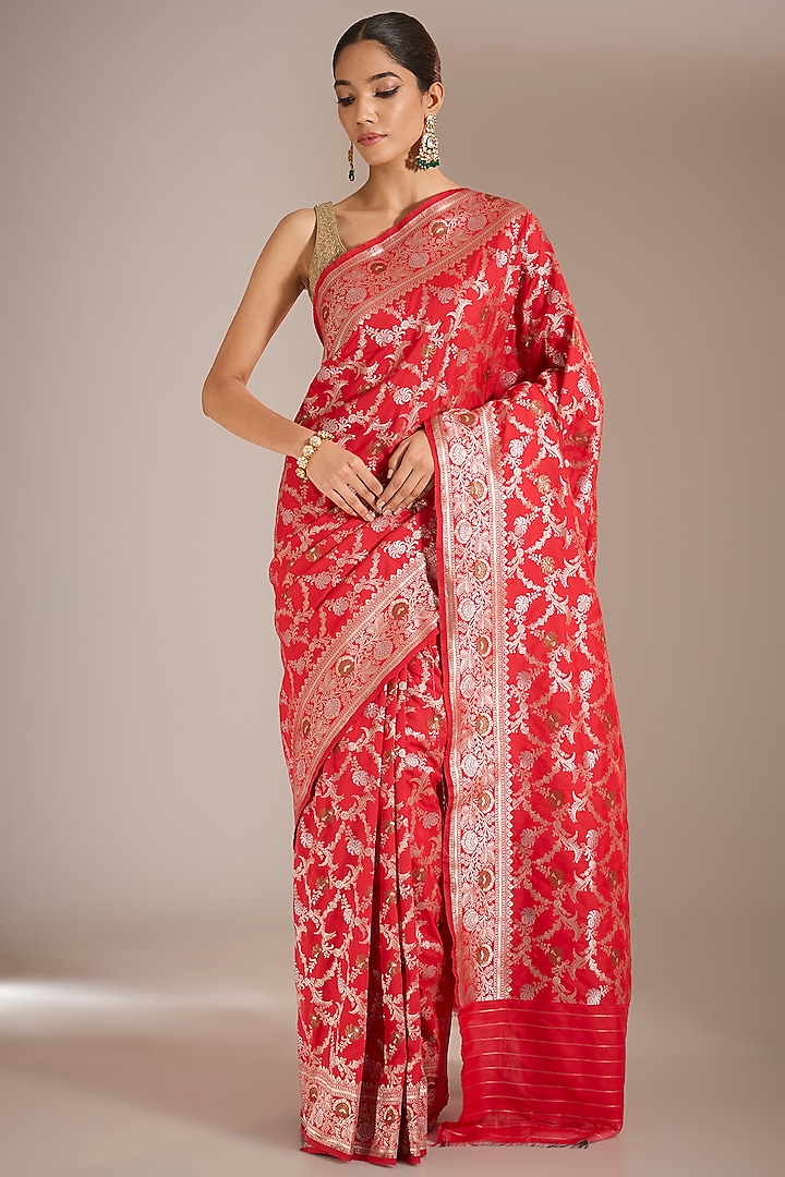 Red Banarasi Silk Zari Work Saree Set by Narmadeshwari at Pernia's Pop Up Shop