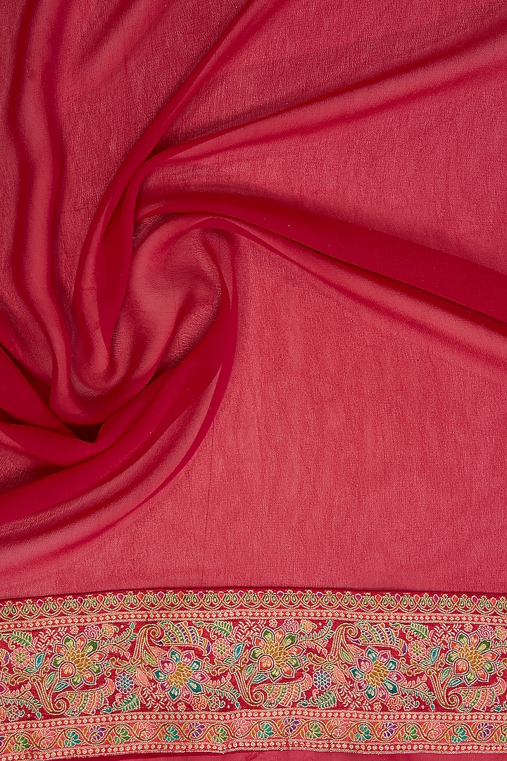 Red Khadi Georgette Floral Embroidered Party Wear Saree Set by Narmadeshwari at Pernia's Pop Up Shop