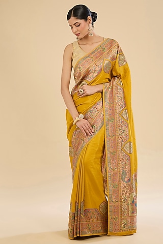Yellow Blend Silk Printed Saree Set by NARMADESHWARI