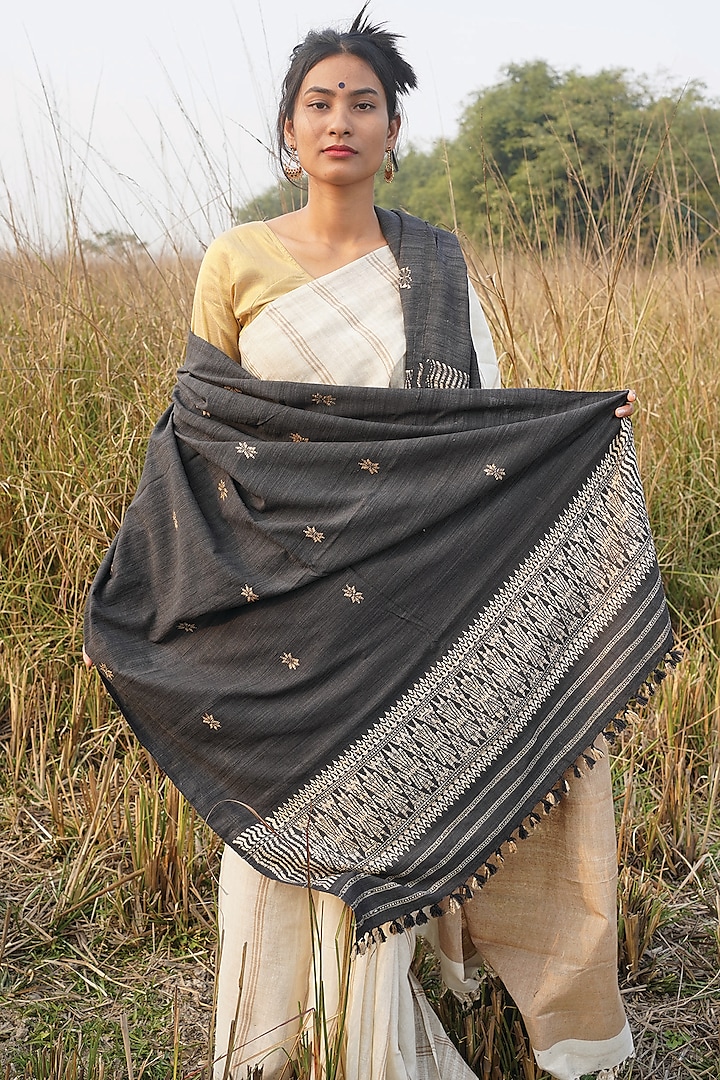 Grey Handwoven Natural Dye Stole by Narmohandas at Pernia's Pop Up Shop