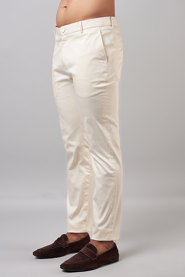 White Chanderi Groom Bandhgala Set by Shantnu & Nikhil Men at Pernia's Pop Up Shop