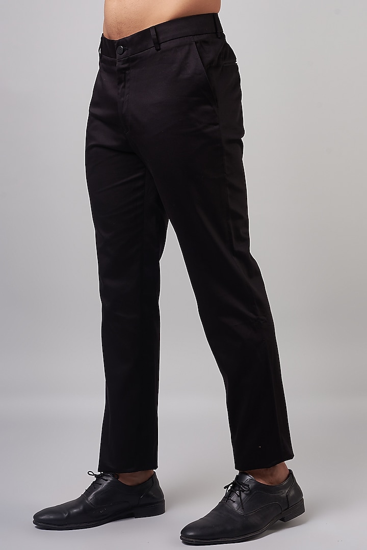 Black Sandwash Draped Bandhgala Set by Shantnu & Nikhil Men at Pernia's Pop Up Shop