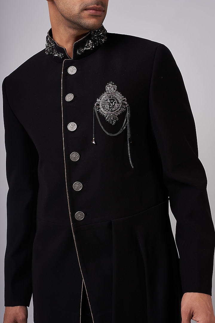 Black Sandwash Draped Bandhgala Set by Shantnu & Nikhil Men at Pernia's Pop Up Shop