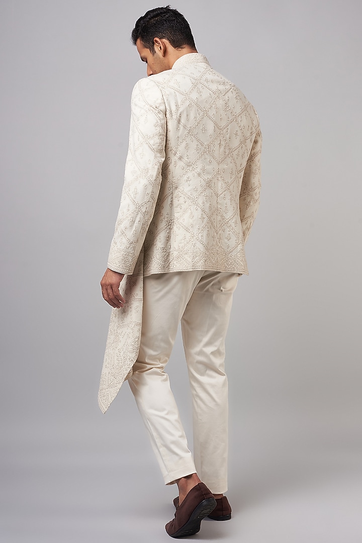 White Pashmina Embroidered Draped Groom Bandhgala Set by Shantnu & Nikhil Men at Pernia's Pop Up Shop