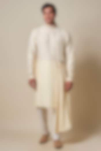 Ivory Georgette Boota Embroidered Draped Kurta by Shantnu & Nikhil Men