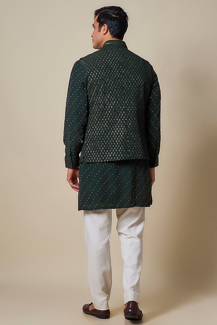 Emerald Green Pure Crepe Applique Embroidered Bundi Jacket by Shantnu & Nikhil Men at Pernia's Pop Up Shop
