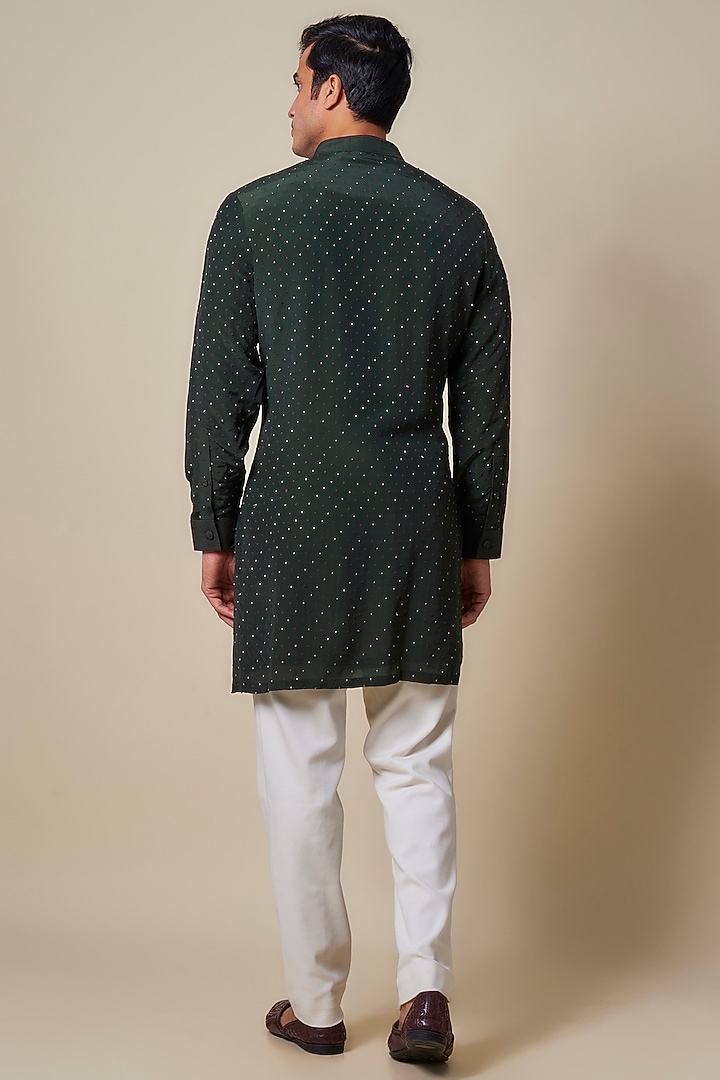 Emerald Green Crepe Textured Shirt Kurta by Shantnu & Nikhil Men at Pernia's Pop Up Shop