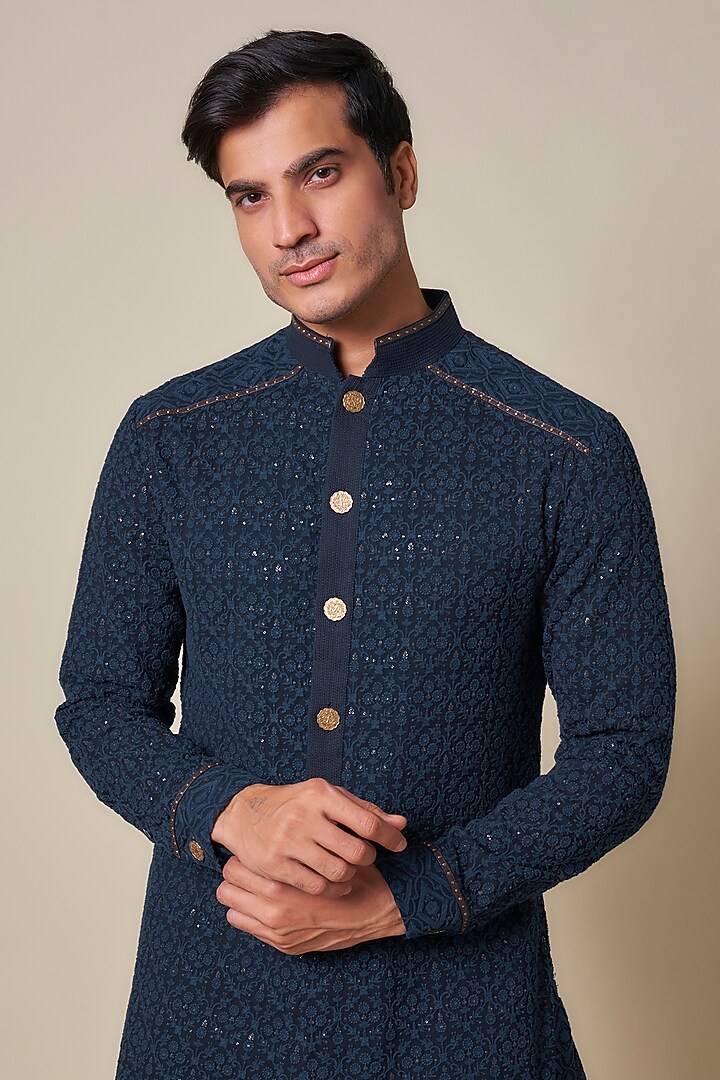 Blue Georgette Chikankari Embroidered Kurta by Shantnu & Nikhil Men at Pernia's Pop Up Shop