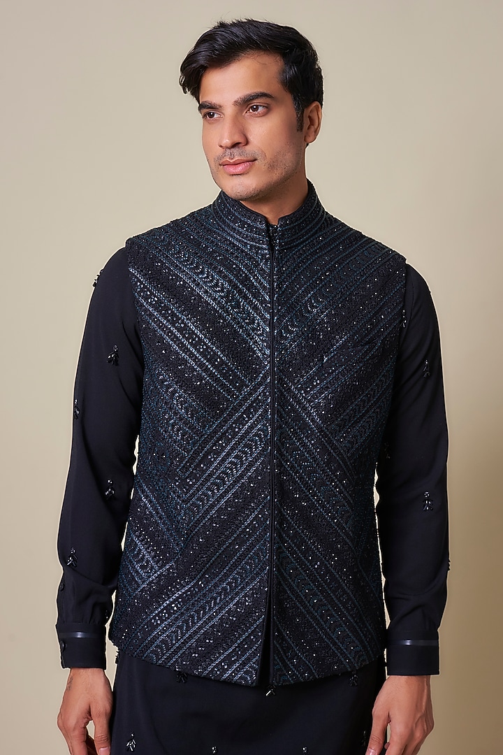 Black Crushed Georgette Applique Embroidered Bundi Jacket by Shantnu & Nikhil Men at Pernia's Pop Up Shop