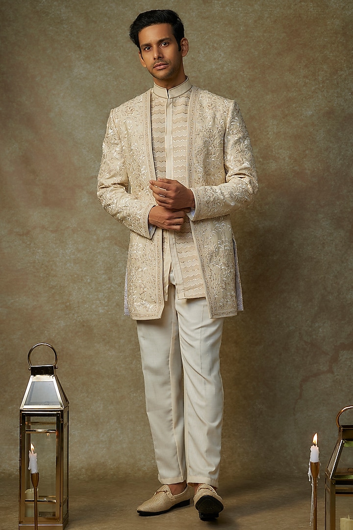 Ivory Chanderi Applique Embroidered Bandhgala Jacket by Shantnu & Nikhil Men