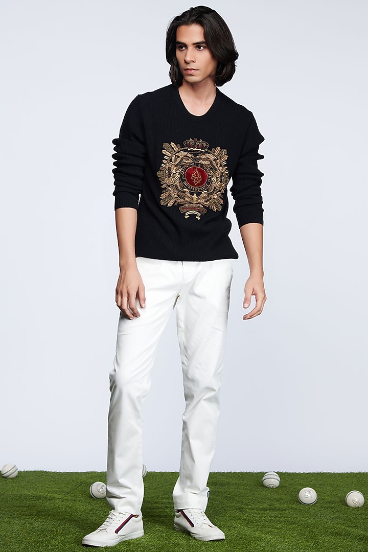 Black Woolen Sweater by S&N by Shantnu Nikhil Men at Pernia's Pop Up Shop