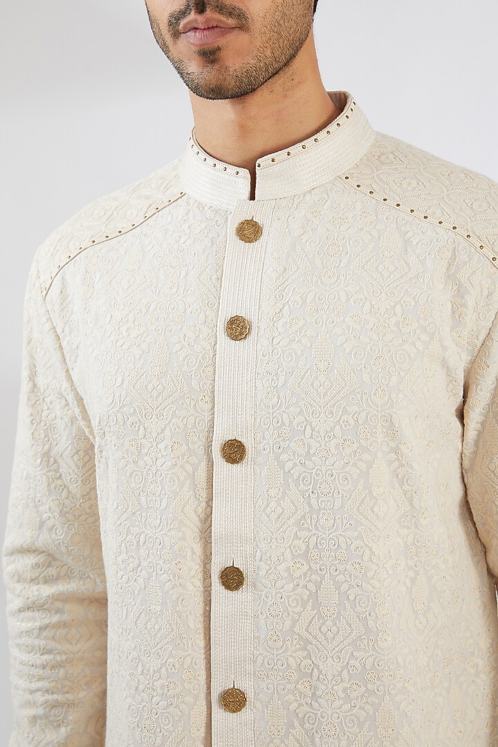 Ivory Chanderi Chikankari Embroidered Kurta by Shantnu & Nikhil Men at Pernia's Pop Up Shop