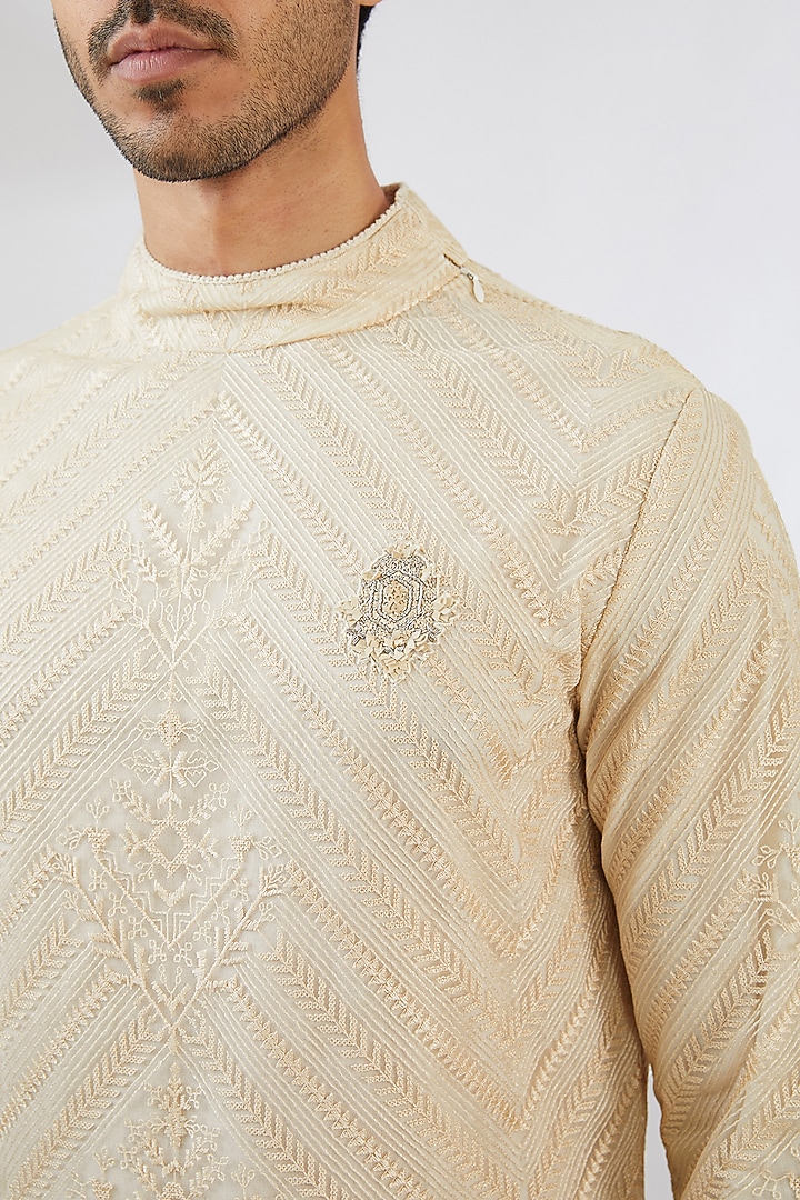 Off-White Imported Net Chikankari Embroidered Kurta by Shantnu & Nikhil Men at Pernia's Pop Up Shop