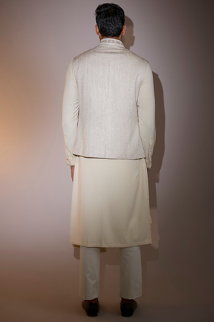 White Sand Organza Embroidered Bundi Jacket Set by Shantnu & Nikhil Men at Pernia's Pop Up Shop
